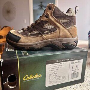 New Cabela's Mens Mid VTX Hikers